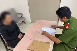 Cô gái trẻ trình báo bị cướp xe máy, điện thoại và tiền