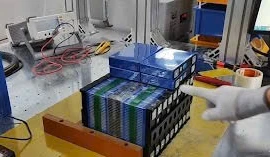 Nhận diện sự khác biệt của pin LFP dành cho xe điện và bình ắc quy chì