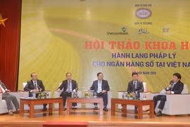 Ngân hàng số tại Việt Nam: Hành lang pháp lý chưa theo kịp