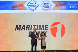 Trao giải thưởng Ngân hàng đồng hành cùng doanh nghiệp vừa và nhỏ tốt nhất Việt Nam 2017