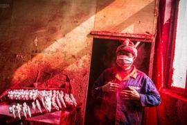 Bên trong các nhà máy sản xuất đồ trang trí Giáng sinh lớn nhất Trung Quốc