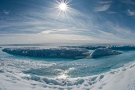 Đóng băng Bắc Cực để chống biến đổi khí hậu