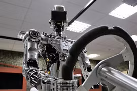 Nga đang phát triển "rô-bốt sát thủ" hình người 