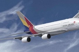Máy bay hãng Asiana quay đầu vì khói trong khoang hành lý