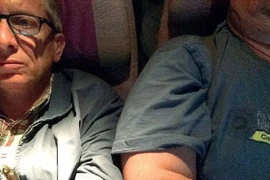 Kiện hãng hàng không vì người ngồi cạnh quá béo