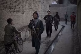 [Ảnh] Taliban - từ tay súng nơi rừng rú trở thành cảnh sát đô thị Kabul