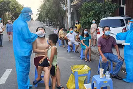 [Tin nhanh sáng 27-6-2021] Phú Yên: Một phụ nữ dương tính với Covid-19 bỏ trốn