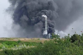 Nổ tại khu hóa chất ở Leverkusen, cảnh báo ‘cực kỳ nguy hiểm’