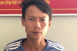 [Tin nhanh sáng 19-8-2021] Vợ không qua được chốt kiểm dịch, chồng dùng dao chém người