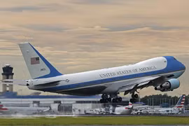 Cựu Tổng thống Donald Trump từng mời Chủ tịch Triều Tiên đi chuyên cơ từ Hà Nội về Bình Nhưỡng