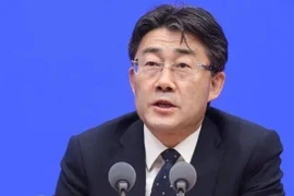 Quan chức hàng đầu CDC Trung Quốc tiêm phối hợp 3 loại vaccine Covid-19