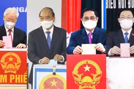 Hình ảnh các lãnh đạo Đảng, Nhà nước, Quốc hội đi bầu cử sáng 23-5