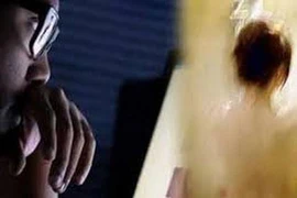 [Tin nhanh sáng 16-5-2021] Níu kéo không thành, đăng clip nhạy cảm của bạn gái lên mạng xã hội