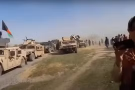 Báo động lượng lớn phương tiện quân sự của Mỹ rơi vào tay Taliban 
