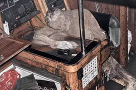 Bí ẩn "xác ướp ngủ gục" trên con tàu ma vật vờ ở biển Philippines