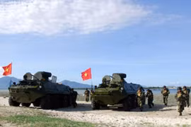 Làm chủ vũ khí, trang bị mới, sẵn sàng chiến đấu trong mọi tình huống