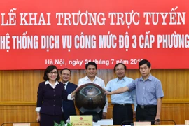 Hà Nội khai trương hệ thống dịch vụ công trực tuyến mức độ 3
