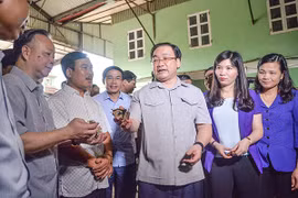 Bí thư Thành ủy Hà Nội: "Thắt lưng buộc bụng" để đầu tư hạ tầng, tạo động lực phát triển