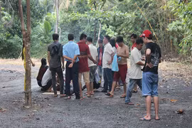 Nhậu say, thách đố nhau bơi qua sông, một người chết đuối