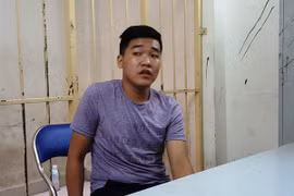 Trói bạn tình đồng tính để "quan hệ" rồi cướp tài sản 