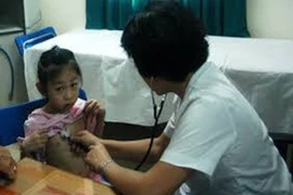 Bệnh nhân mắc bệnh đường hô hấp tăng vọt