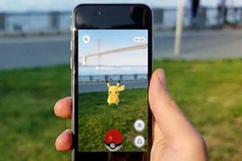 Đi bộ bắt Pokemon, cô gái trẻ bị quấy rối tình dục