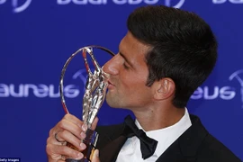 Djokovic đánh bại Messi nhận giải Leureus danh giá