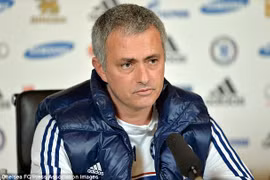 Real tính chuyện tái hợp với Mourinho