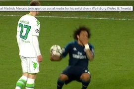 Hài hước với pha đóng kịch bất thành của Marcelo