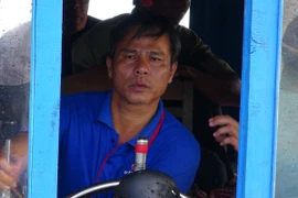 Một tàu cá Quảng Ngãi bị đâm chìm, 5 ngư dân rơi xuống biển