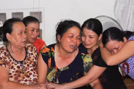 Đau lòng ở đám tang nữ sinh viên tử nạn khi đi tình nguyện