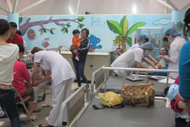 Vì sao Bộ Y tế không công bố dịch sởi?