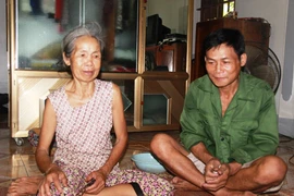 Chuyện tình "đôi đũa lệch" bên dòng Nậm Giải