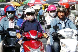 Hà Nội nắng nóng 39-40 độ C đến hết tuần