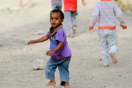 Saudi Arabia sử dụng bom chùm tấn công Yemen, 5 trẻ em thiệt mạng