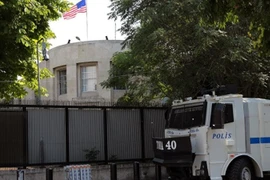 Đại sứ quán Mỹ tại Thổ Nhĩ Kỳ đình chỉ dịch vụ vì đe dọa an ninh