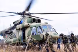 Nga điều lực lượng đổ bộ đường không đến Belarus để làm gì?