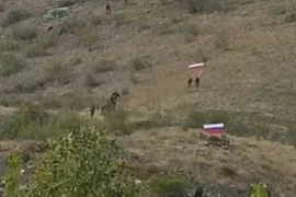 Báo Nga: Armenia dàn dựng, khiêu khích Azerbaijan dưới cờ Nga