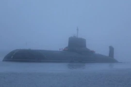 Anh lo lắng khi ba tàu ngầm hạt nhân Nga tiếp cận bờ biển 