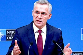 Tổng thư ký NATO cáo buộc Nga tiếp tục quân sự hóa ở Crimea