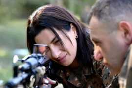 Phu nhân Thủ tướng Armenia thông báo tham gia bảo vệ biên giới đất nước