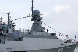 Tàu chiến Nga tiêu diệt thành công mục tiêu trên không của kẻ thù giả định