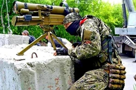 [ẢNH] DPR triển khai sát thủ diệt tăng Ukraine ở Donbass