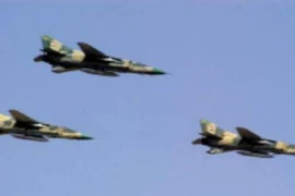 Chiến đấu cơ Nga - Syria dội bom tiêu diệt các hang ổ IS ở Homs