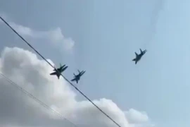 Ba chiến đấu cơ MiG-29 Nga ầm ầm bay đến Armenia