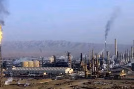 Phiến quân IS tấn công nhà máy lọc dầu ở Iraq