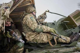 [ẢNH] DPR: Quân đội Ukraine nổ súng khiến dân thường bị thương nặng