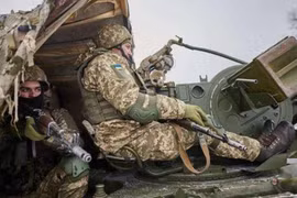 [ẢNH] DPR: Quân đội Ukraine nổ súng khiến dân thường bị thương nặng