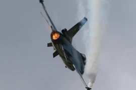 F-16 và B-52 Mỹ thực hiện các cuộc tấn công khiêu khích vào bờ Biển Đen