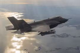 Chiến đấu cơ Israel tấn công dữ dội vào miền Tây Syria